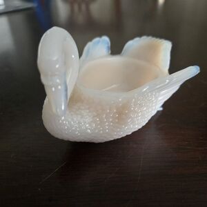 Crown Tuscan Swan Salter/Trinket Dish